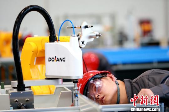 眾為興登陸第三屆工業機器人“國賽” 眾為興登陸第三屆工業機器人“國賽”